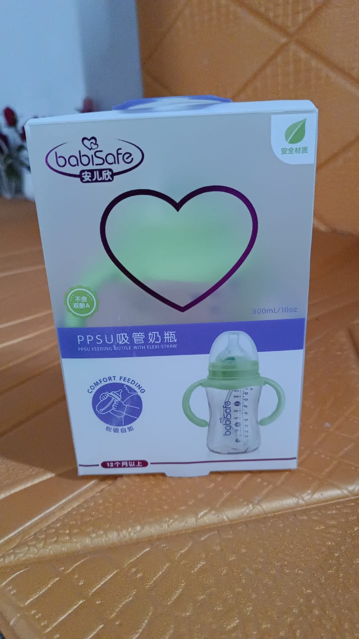 Plastic Baby Feeding Bottle With Handles Cleaning Brush Straw (300 Ml 1 Pc) - Shop Gharse