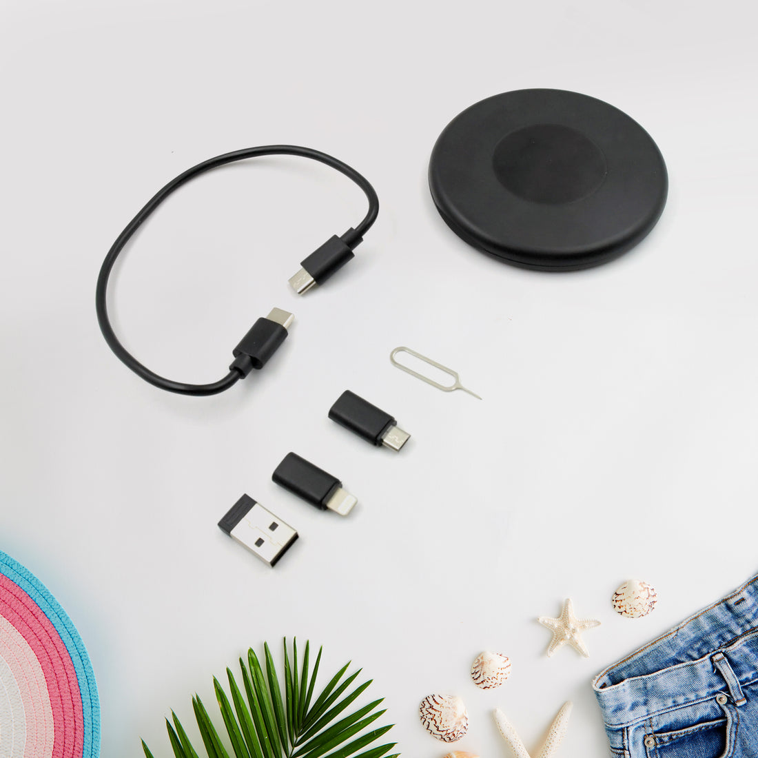 0377 Mini Multi-functional Fast Charging Data Cable Set For Apple Android Type C Charging With Retrieve Card Pinround Storage Boxcompact And Portable Usb Data Cable Storage Box Travel Cable Set (5in1) - Shop Gharse