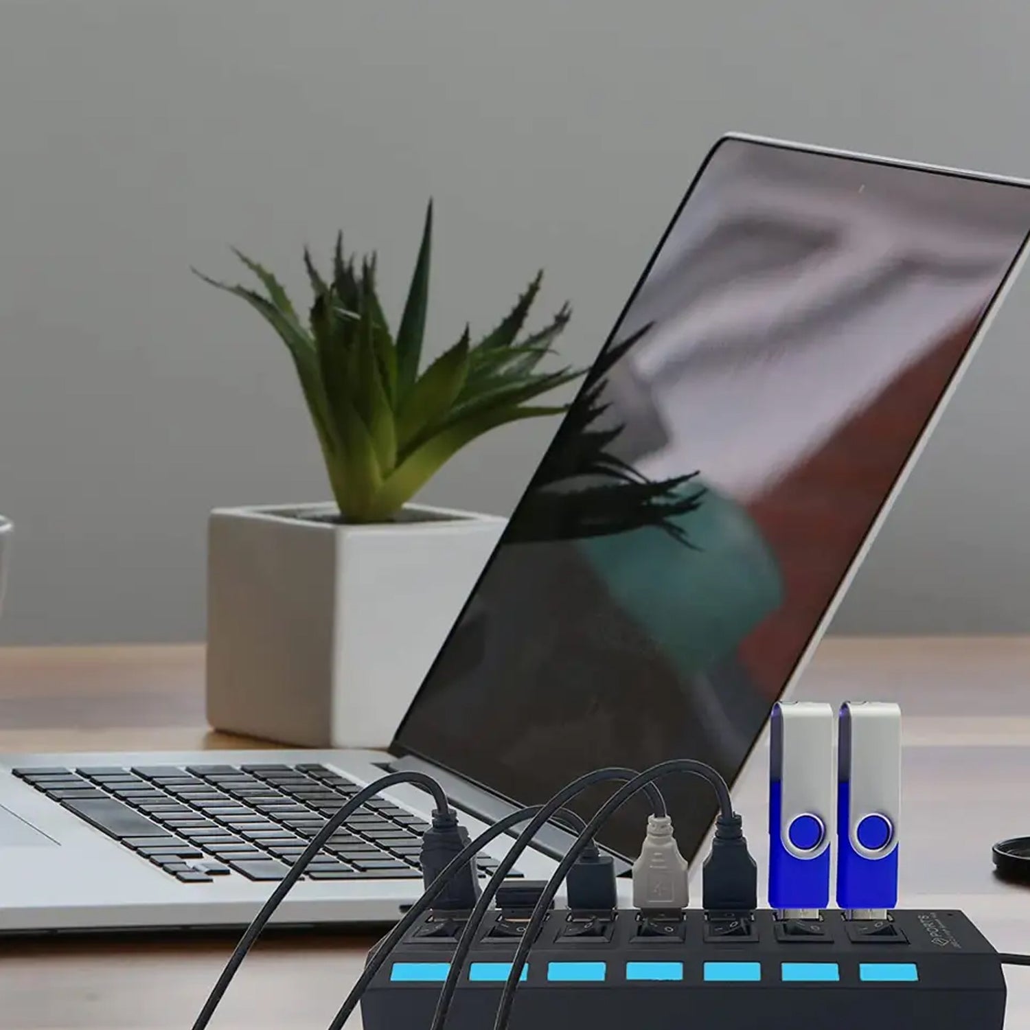 6994 Usb Splitter Multi Port Usb 2.0 Hub 7 Port With Independent Onoff Switch And Led Indicators Usb A Port Data Hub Suitable For Pc Computer Keyboard Laptop Mobile Hdd Flash Drive Camera Etc - Shop Gharse