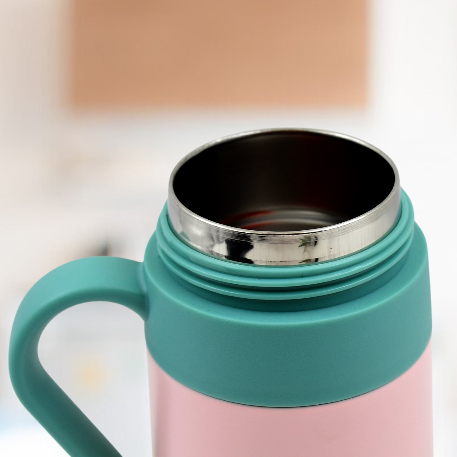Smart Vacuum Insulated Water Bottle With Led Temperature Display  Gift Color Box (600 Ml Approx) - Shop Gharse