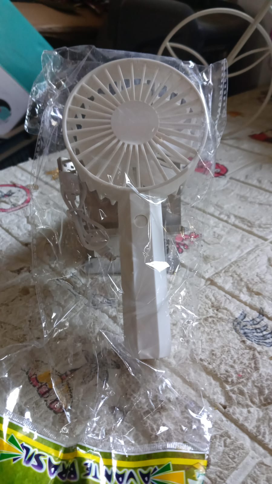 17701 Mini Handheld Fan Portable Rechargeable Mini Fan Easy To Carry For Home Office Travel And Outdoor Use (Battery Not Included) - Shop Gharse
