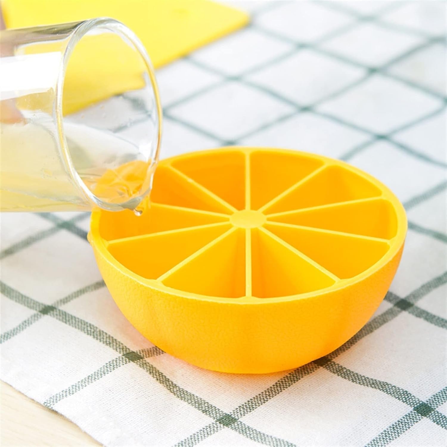 Lemon Shape Flexible Silicone Ice Cube Tray  8-slot Round Ice Mold (1 Pc) - Shop Gharse