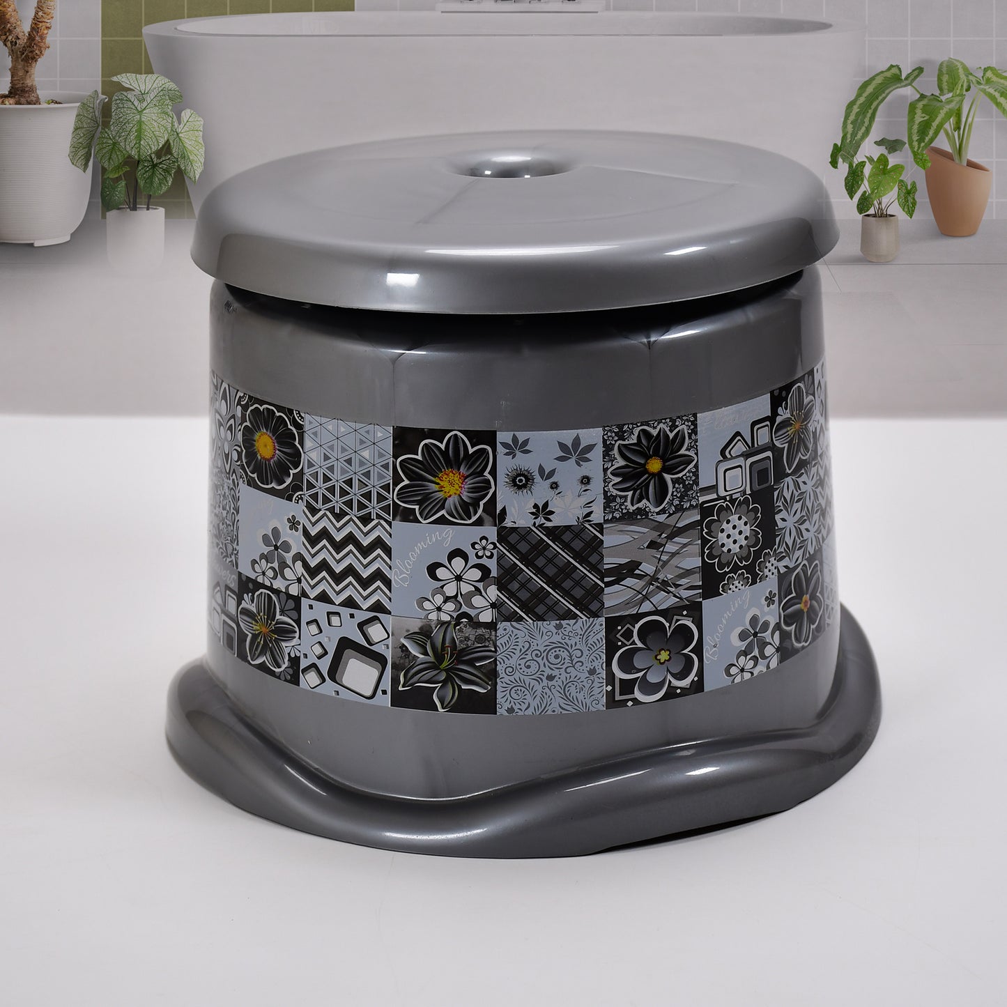 4050 Large Capacity Plastic Bathroom Set Of 7pieces (1pc Big Tub 1pc Bucket1pc Dustbin 1pc Mug 1pc Soap Case 1pc Dustpan 1pc Stool) - Shop Gharse